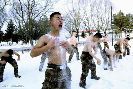 تمرینات مرگبار سربازان زمستان +عکس