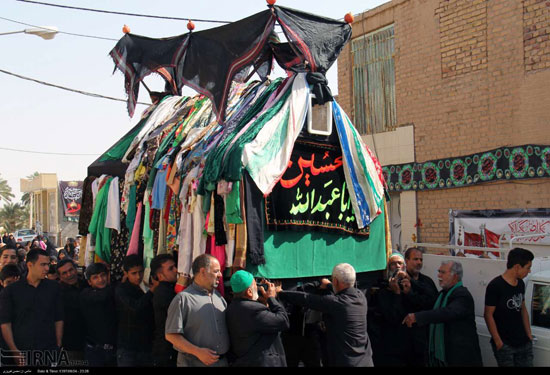 مراسم نخل گردانی در خور و بیابانک اصفهان