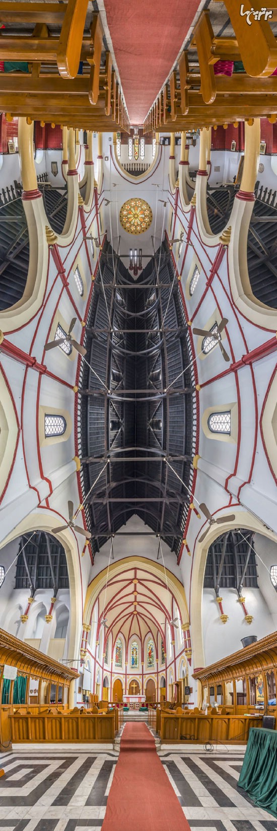 عکاسی پانورامیک از سقف کلیساهای زیبا