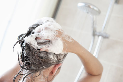 9 عادتی که باعث نازک شدن مو می شود