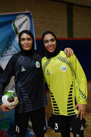 خواهران منصوریان و یک مسابقه فوتسالی