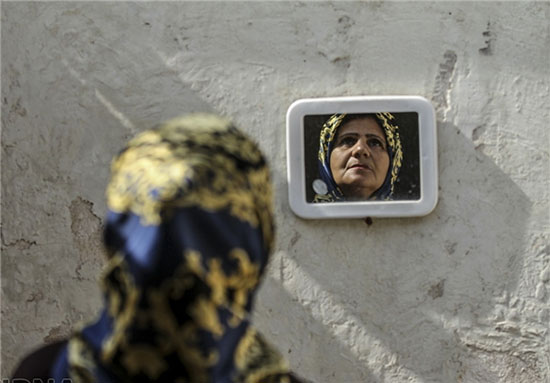 زندگی بخور و نمیر ۲.۵ میلیون زن در ایران