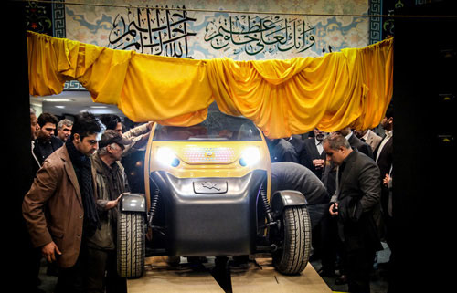 عکس: مراسم رونمایی از خودروی برقی