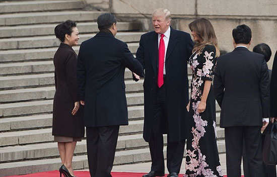 لباس «چینی» ملانیا ترامپ در چین