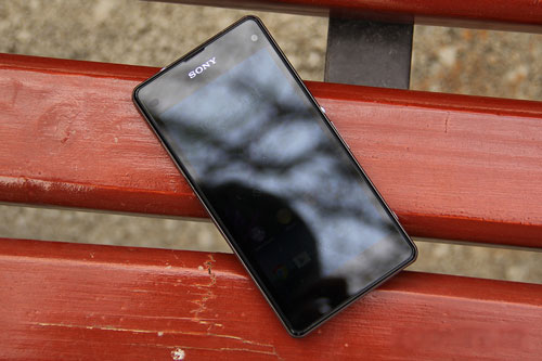 بررسی گوشی هوشمند Xperia Z1 سونی