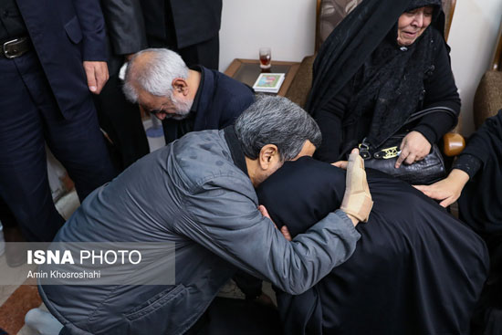 اشک‌های محمود احمدی‌ نژاد برای برادرش