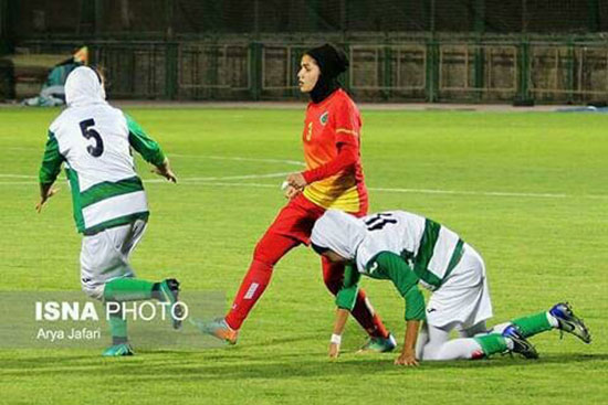 بزن بزن دختران فوتبالیست در لیگ برتر بانوان