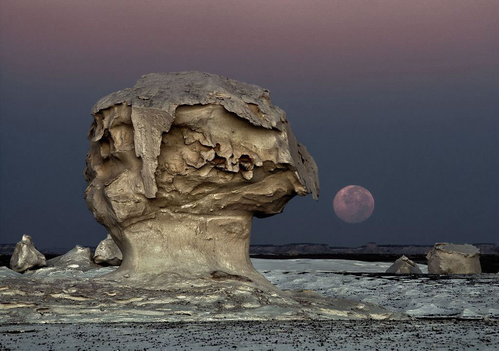 عکس روز نشنال جئوگرافیک؛ صخره های ماه