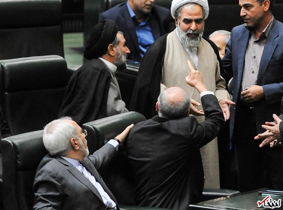 عکس: واکنش صالحی به تهدید حسینیان