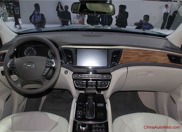 SUV ترامپچی GS8 آماده عرضه در بازار چین