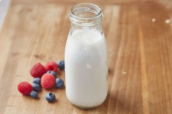 انواع شیر گیاهی؛ طرز تهیه و کاربرد‌های آن‌ها