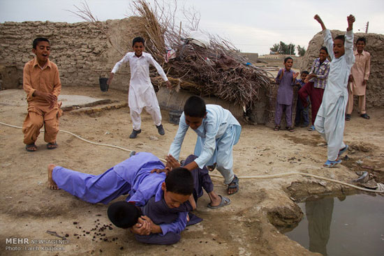 عکس: هم‌ خانه با فقر