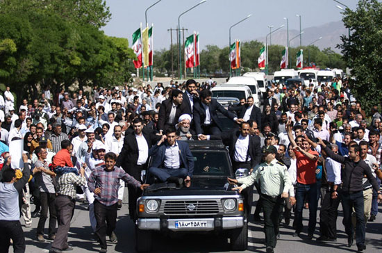 (تصاویر) استقبال از روحانی در تبریز
