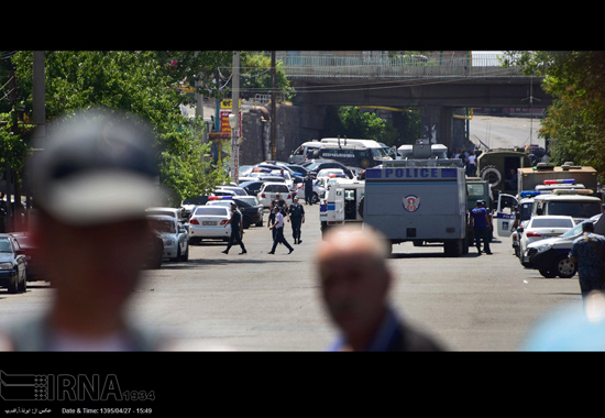 تصاویری از گروگانگیری جنجالی ارمنستان