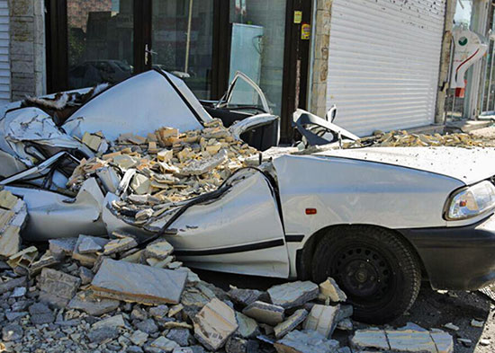 زلزله با ماشین‌ها چه کار کرد