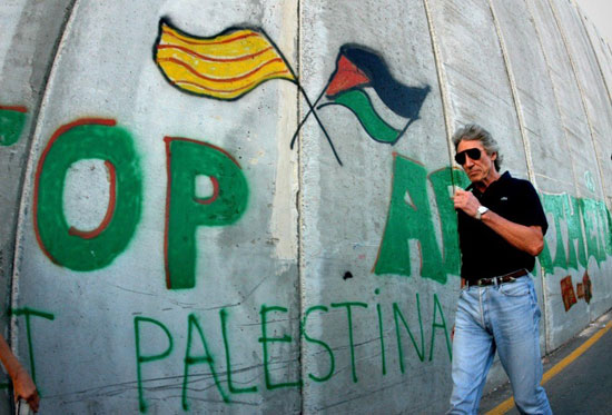 دشمنی با اسراییل کار دست راجر واترز می‌دهد؟