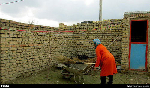 عکس: تنها بانوی رفتگر ایران