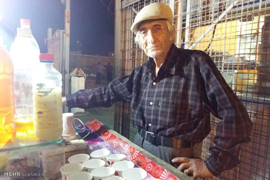 پیرمرد تهرانی و بهترین چایی دنیا +عکس