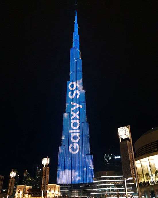 نمایش تبلیغاتی گلکسی S۹ در برج خلیفه دبی