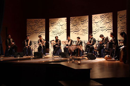 برگزاری یک کنسرت در مشهد