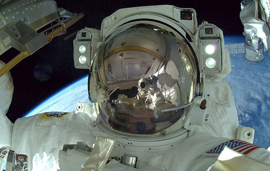 سلفی فضانوردان در ایستگاه فضایی +عکس