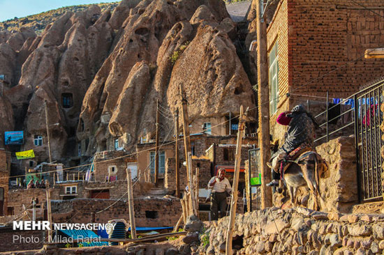 روستای صخره‌ای کندوان