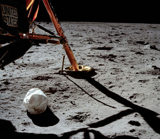 عکس: اولین سفر انسان به ماه (1)